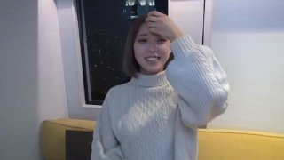 妄想エロマンガを見てしまった隣のモデル級お姉さん！むっつりスケベな彼女はキンタマ空になるまで何度もセックスを求めてきた